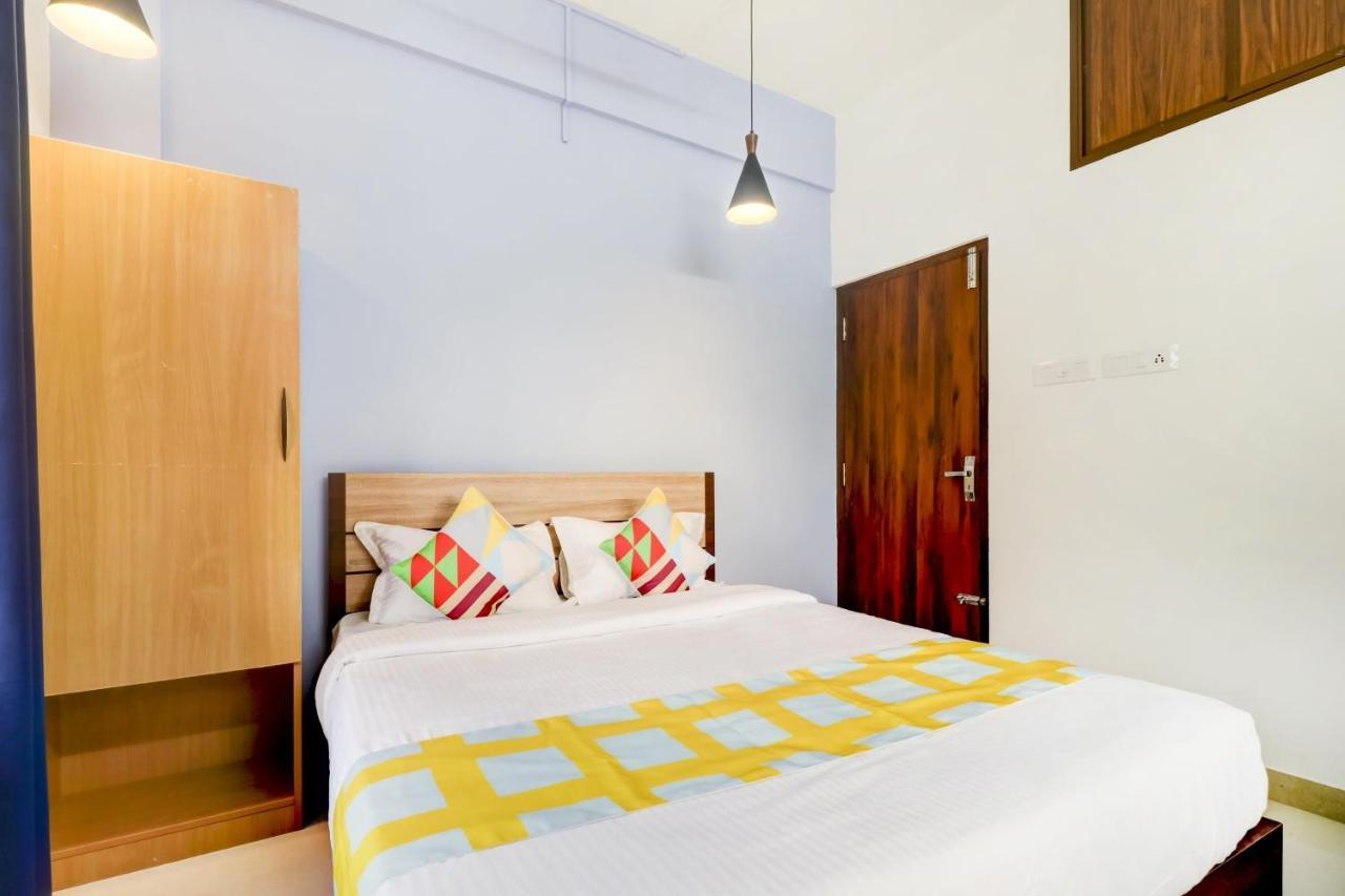 Oyo Home 78041 Luxurious Stay Sastha Homes Calicut Eksteriør billede