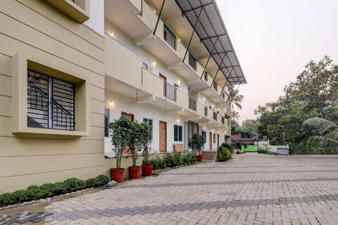 Oyo Home 78041 Luxurious Stay Sastha Homes Calicut Eksteriør billede