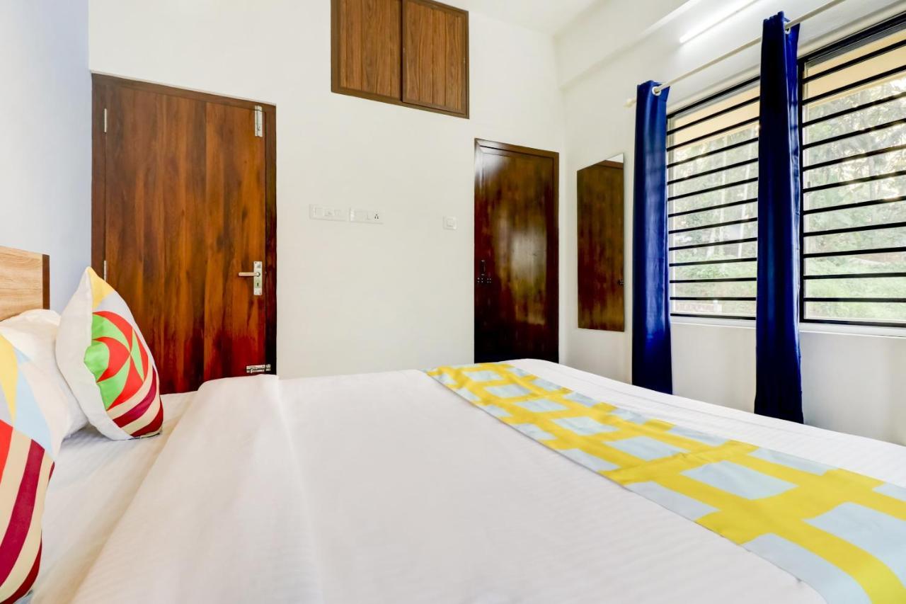 Oyo Home 78041 Luxurious Stay Sastha Homes Calicut Eksteriør billede